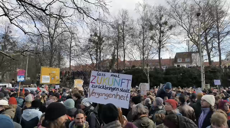 GRÜNE Einbeck bei Demo „Göttingen bleibt stabil“ – Für Demokratie und gegen Extremismus