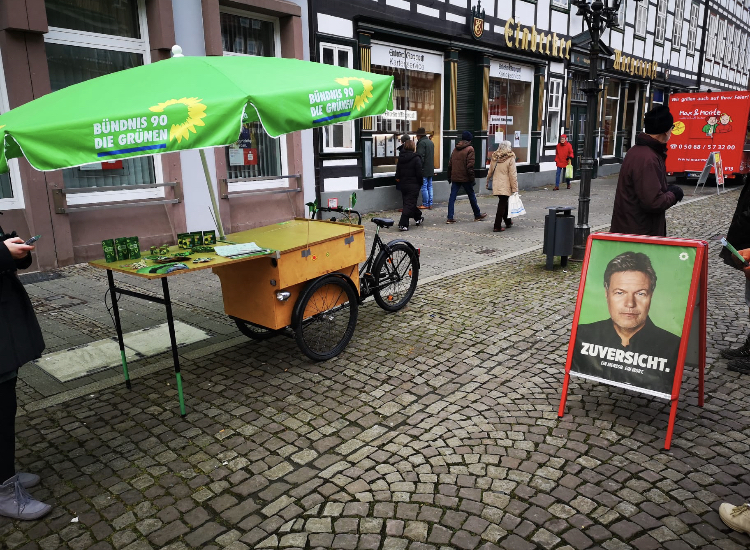 Wahlkampfstand in Einbeck am Samstag vor der Bundestagswahl – Ein letzter Austausch vor dem Wahltag