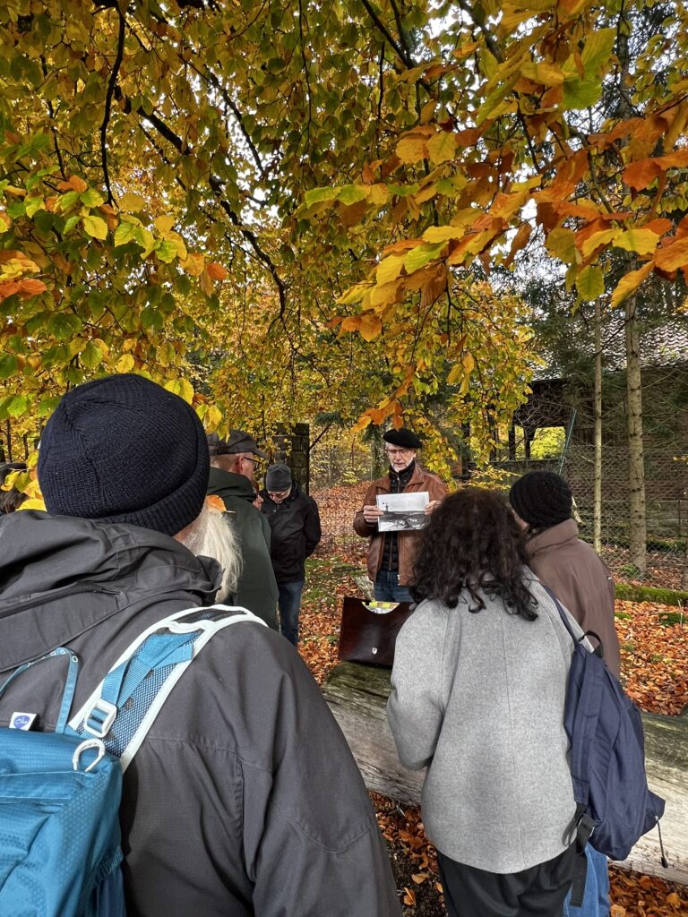 GRÜNE Uslar erkunden die Geschichte rund um die ehemalige Schachtanlage bei Volpriehausen