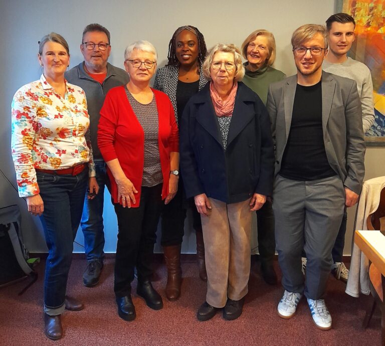 Verschärfte Abschiebe- und Asylpolitik in Niedersachsen: Gespräch in Uslar über die Lage jesidischer Geflüchteter